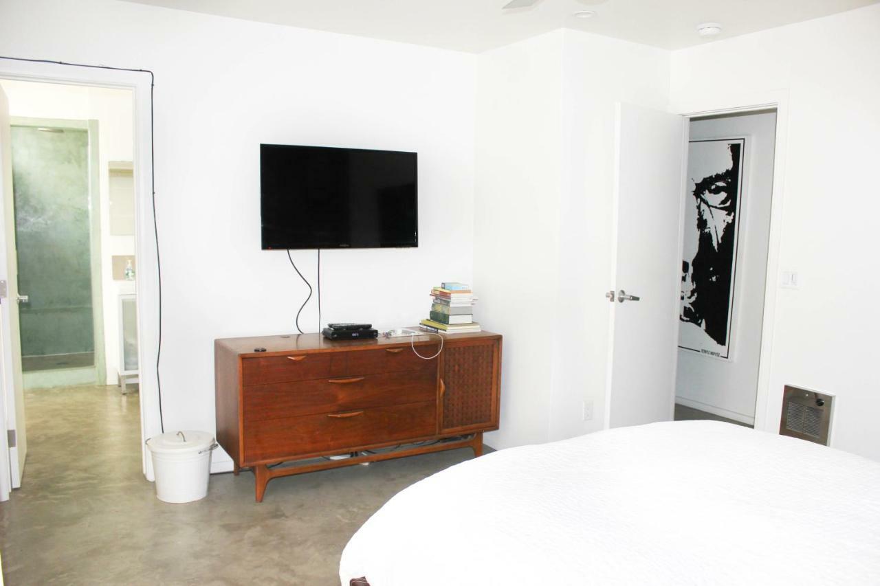 Ocean Front Vortex Female Hostel Private Rooms Free Bikes Los Angeles Dış mekan fotoğraf